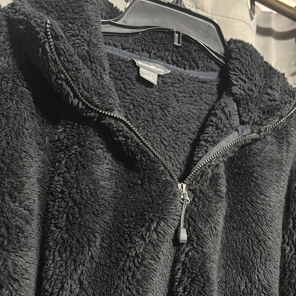 Eddie Bauer Women’s 1/4-zip fleece plush jacket - Picture 5 of 7